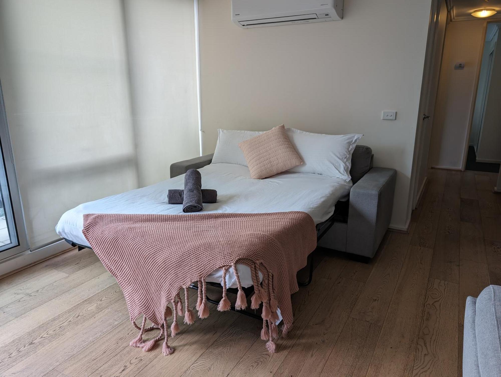 Spacious Apartment In Southbank - Sleeps 6 Melbourne Exterior photo